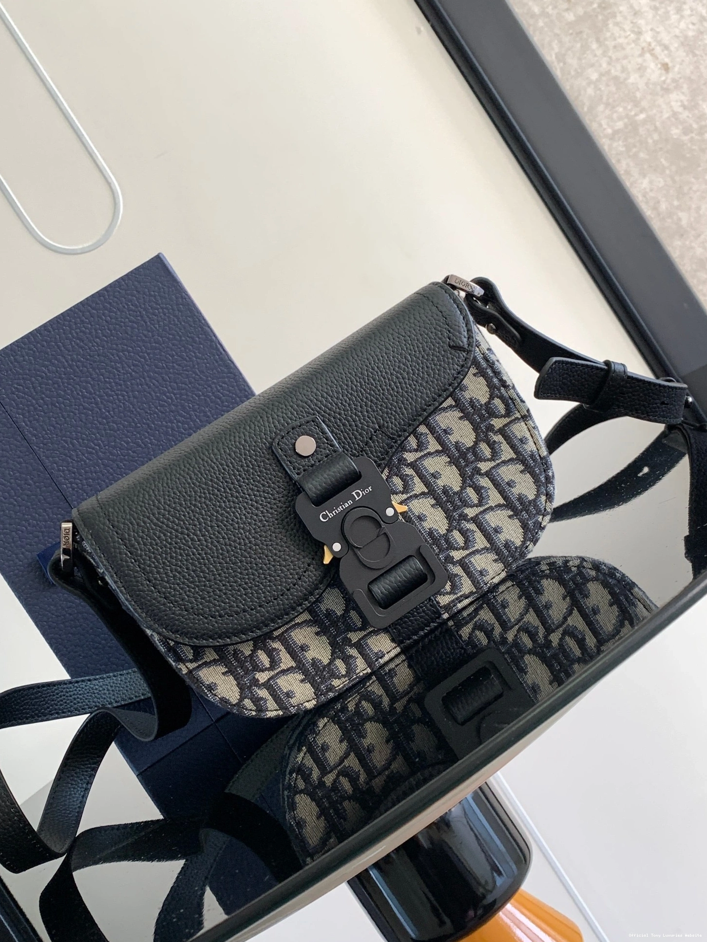 Tony Luxuries diro SADDLE MESSENGER BAG-19.5*13*4.3CM 0810